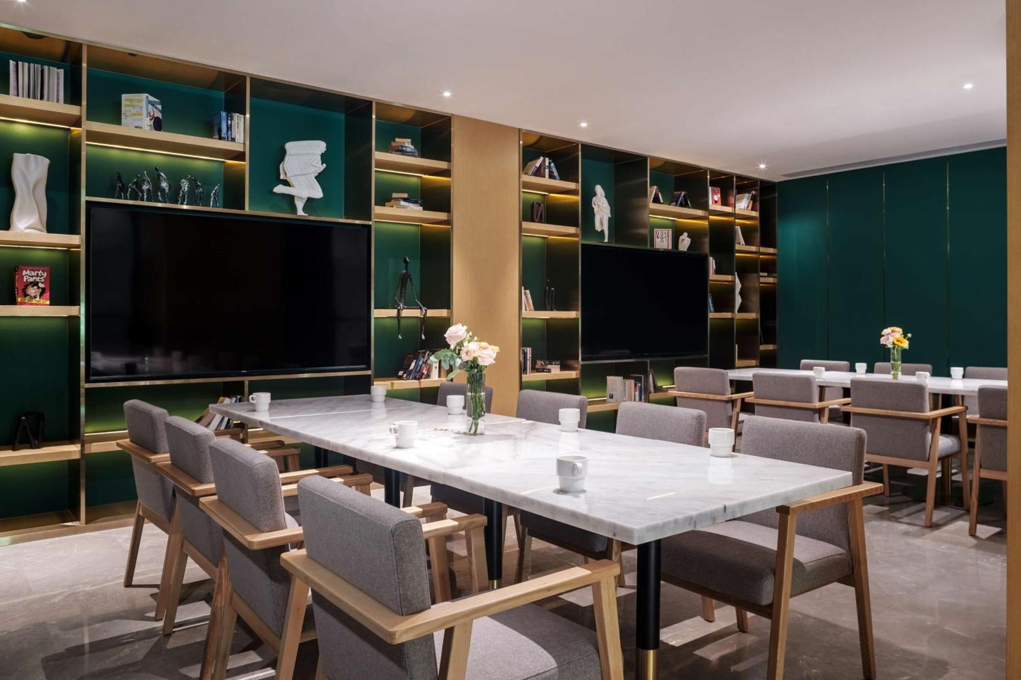 Hilton Garden Inn Chengdu Kuanzhai Alley エクステリア 写真